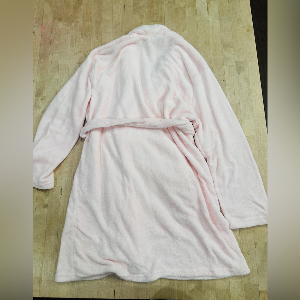Soft Pink Plush Robe - Picture 5 of 5